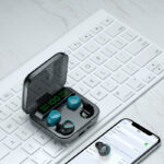 Auricular Bluetooth M22 Digital Indicator – 2 em 1: Ideal para Partilhar o Som - Image 5